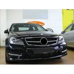 Mercedes c-klass AMG C63 kylargrill