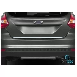 Ford Focus onderkoffer chroomlijst 2011-2015