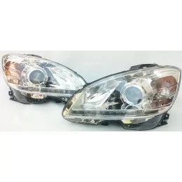 Faros delanteros led clase C de Mercedes