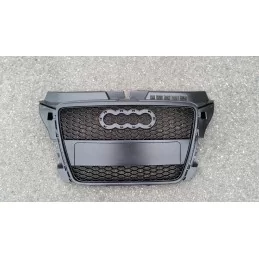 Zwarte Audi RS3 grille