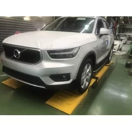 Steg för Volvo XC40