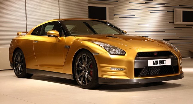 Nissan GT-R Gold